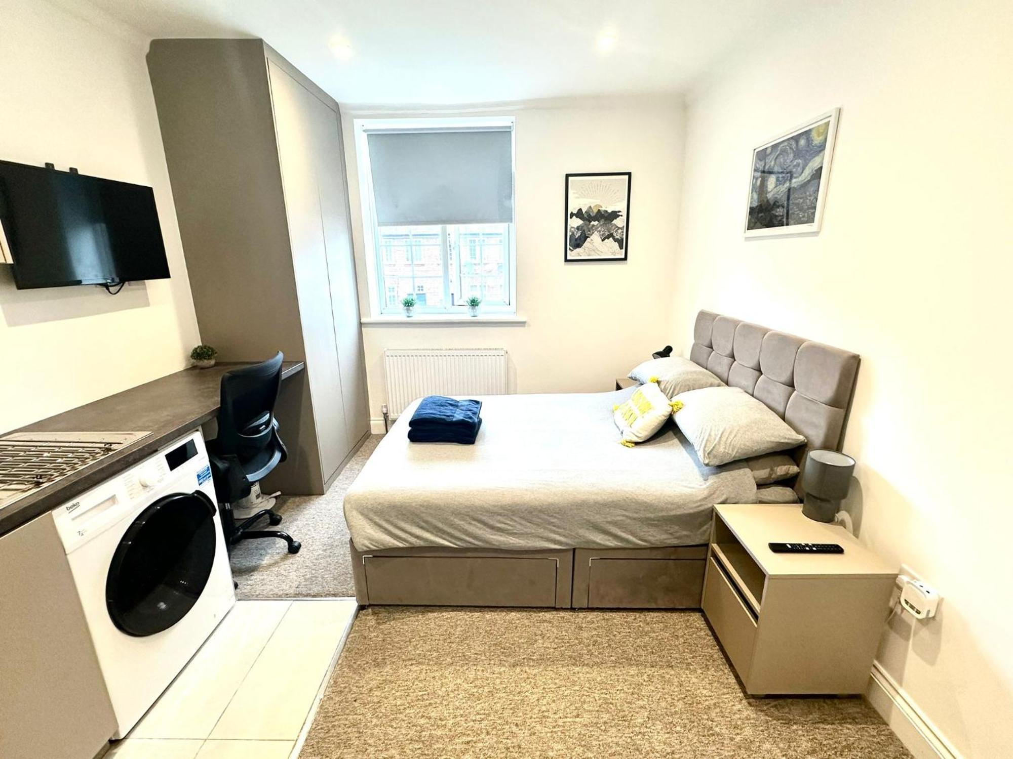 Bright Modern, Private Apartment,15 Mins To Central London ヘンドン エクステリア 写真